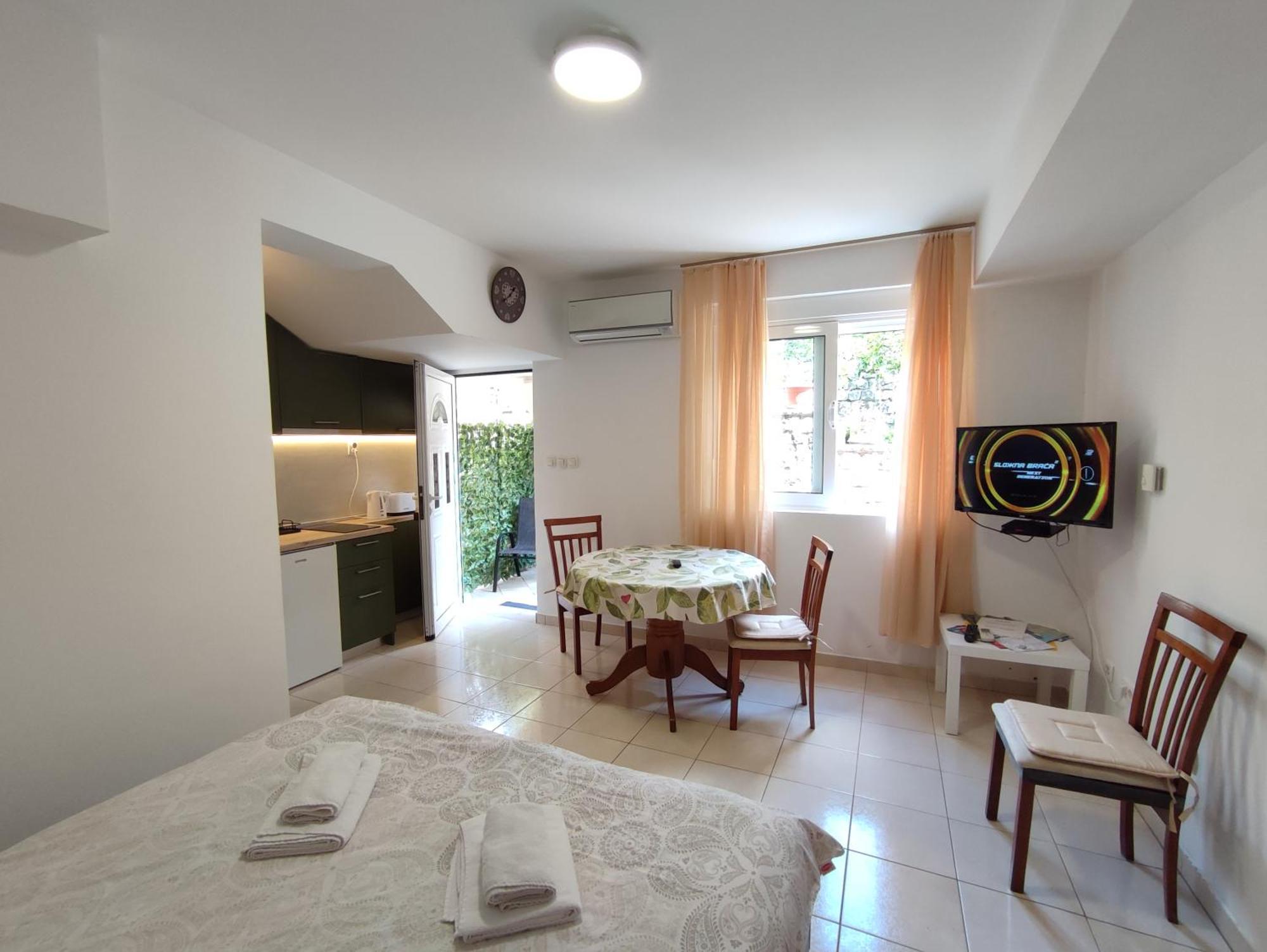 Studio Apartman Radimir โกตอร์ ห้อง รูปภาพ