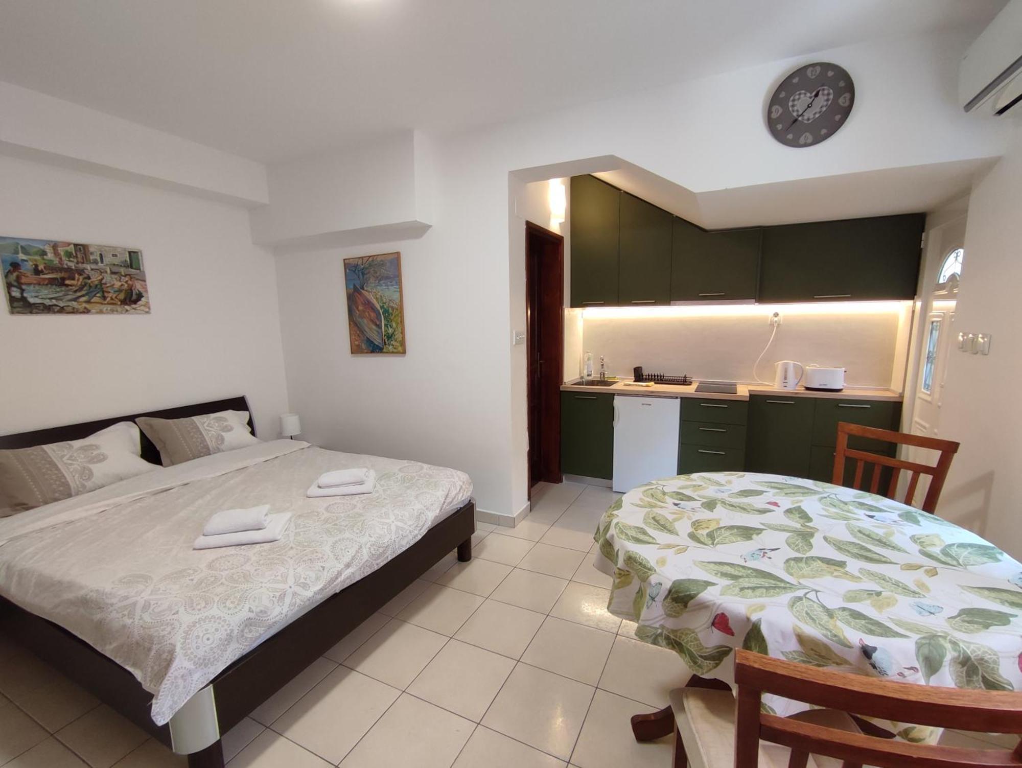 Studio Apartman Radimir โกตอร์ ห้อง รูปภาพ